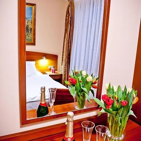Gaja Aparthotel 3*